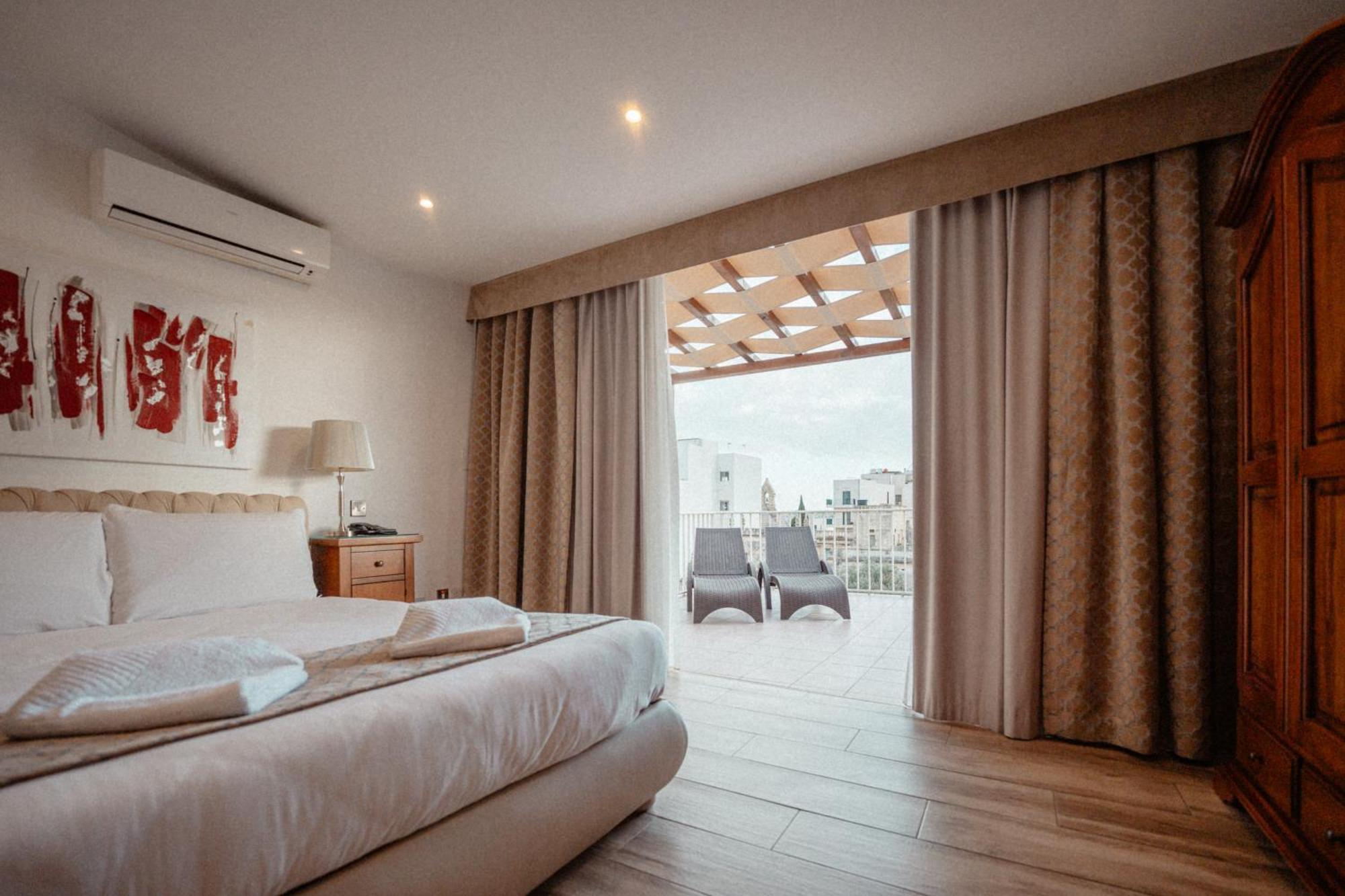 Palazzo Violetta Hotell 4*