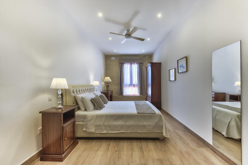 Palazzo Violetta Hotell 4*